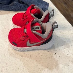 Brand new baby Nikes size 2